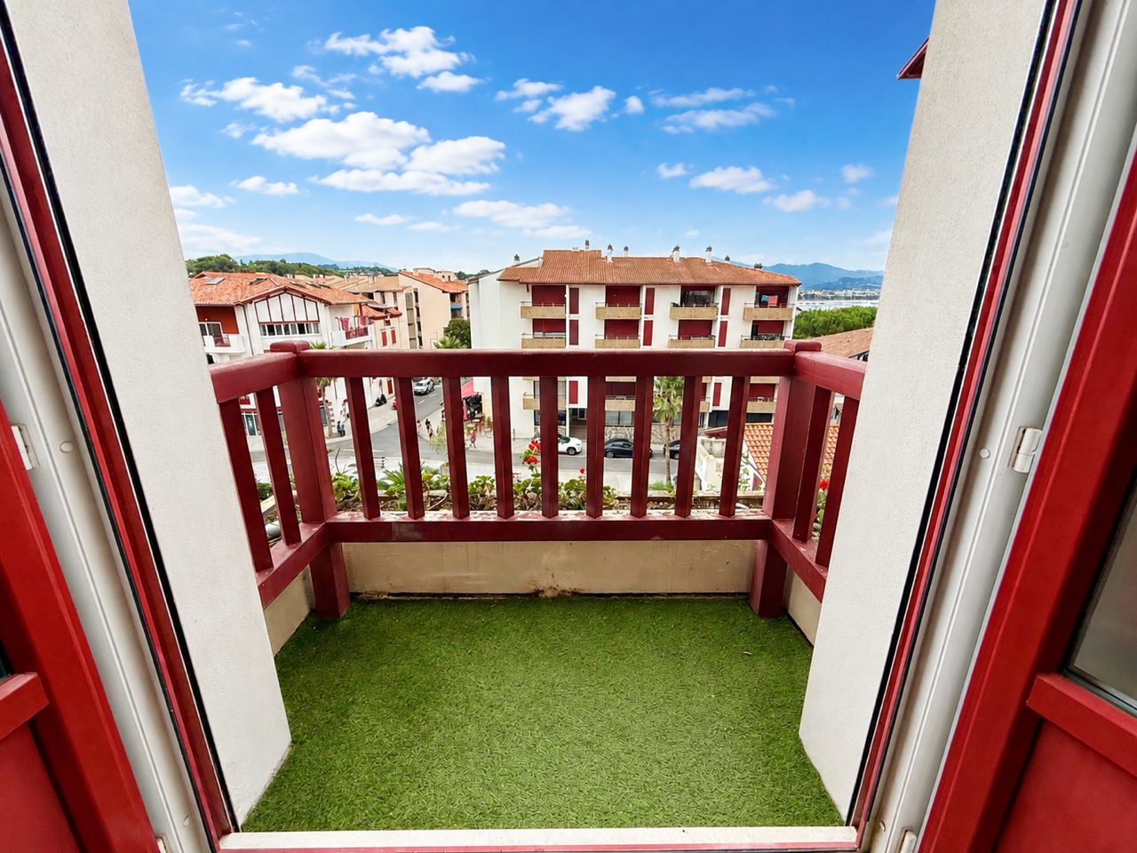 Hendaya Playa. La combinación perfecta de la elegancia de un edifico de 1912 con todas las comodidades de un entorno único!