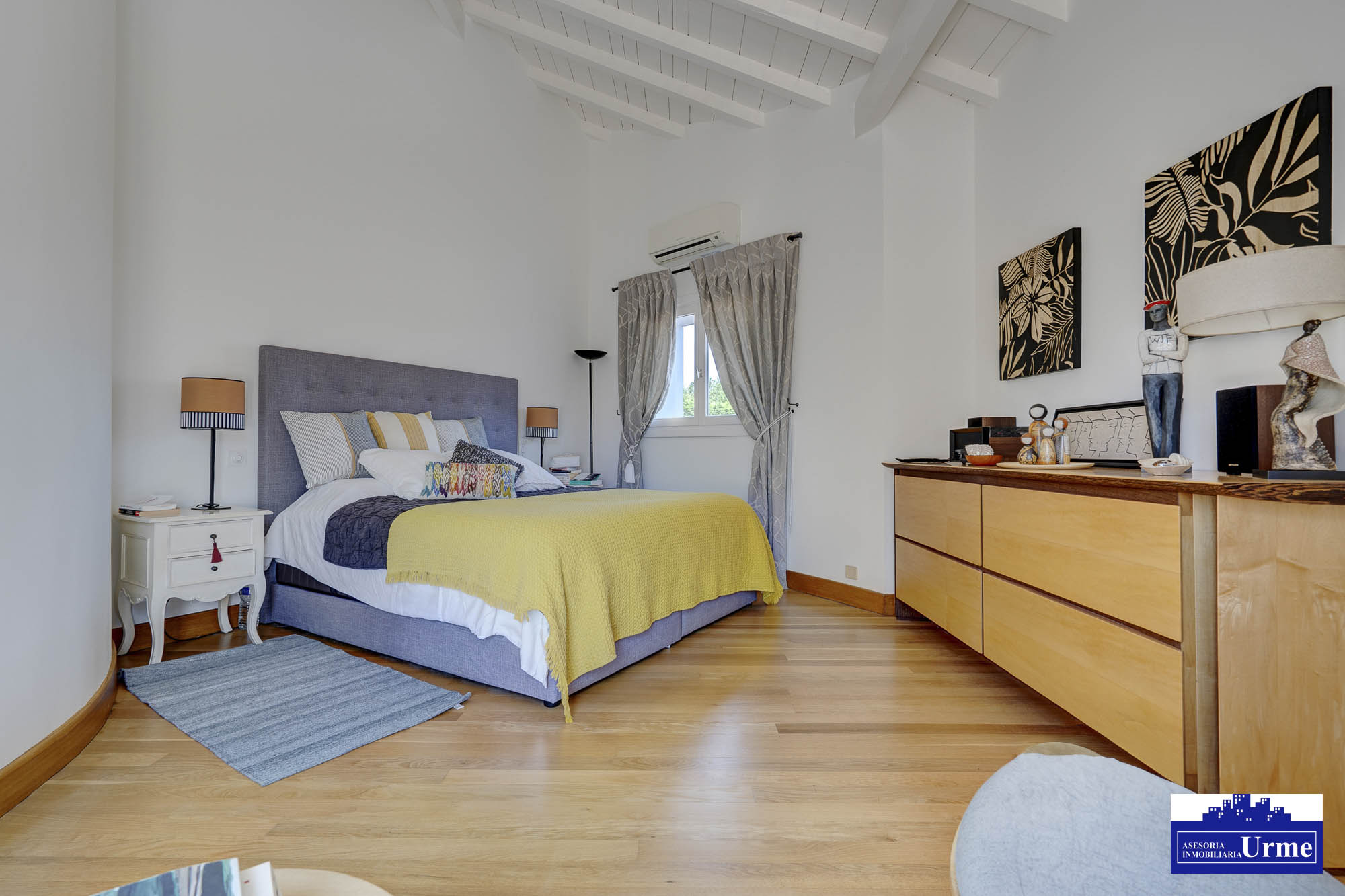 En Urrugne Espectacular villa individual con piscina climatizada y vistas panorámicas a las montañas. A pocos minutos de la frontera.Un sueño hecho realidad! En Urrugne Espectacular villa individual con piscina climatizada y vistas panorámicas a las montañas. A pocos minutos de la frontera.Un sueño hecho realidad!