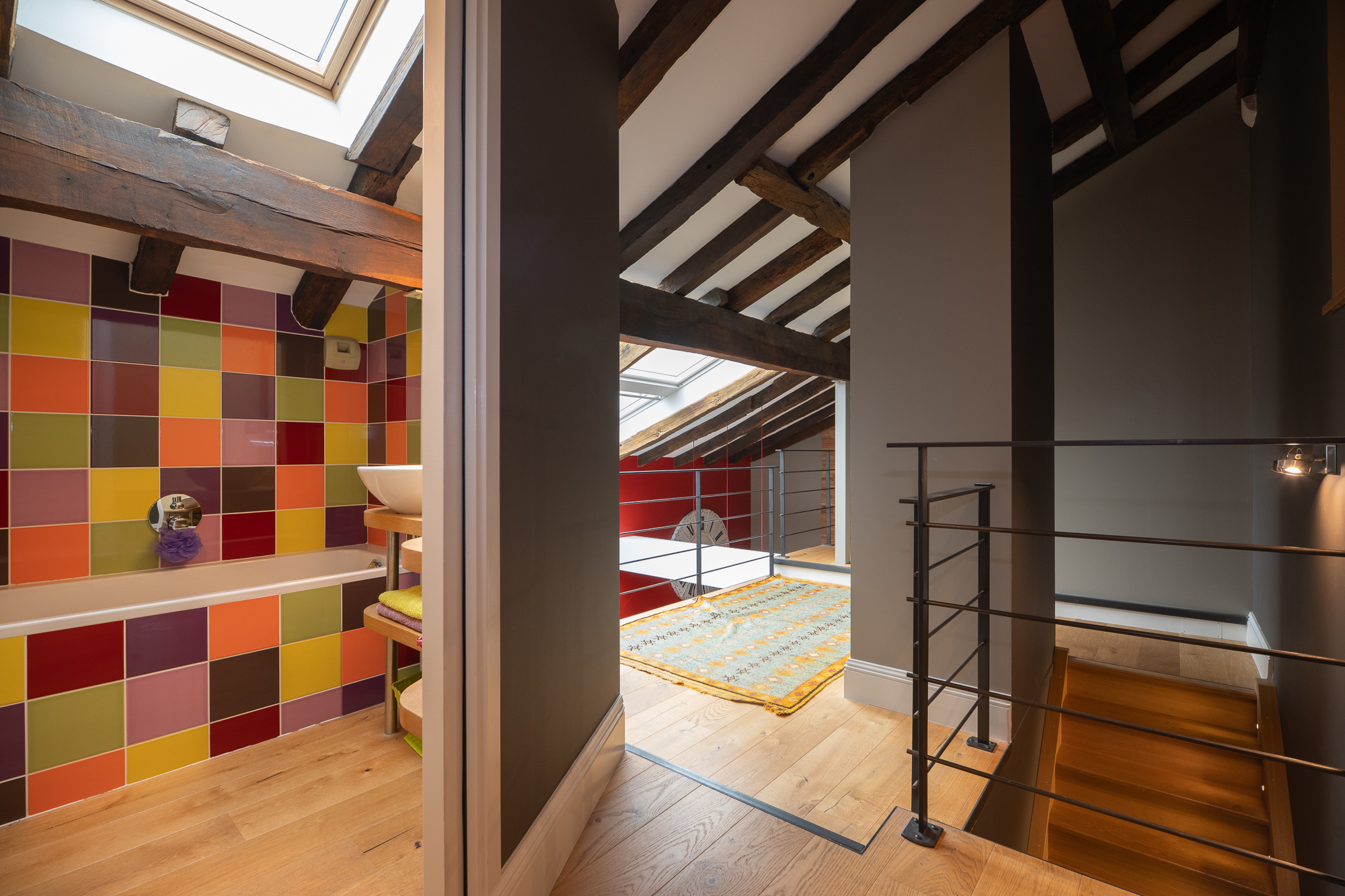 Dúplex frente al puerto de Ciboure en una de las zonas mas autenticas! 150m2 de ensueño!!Producto atípico muy especial.