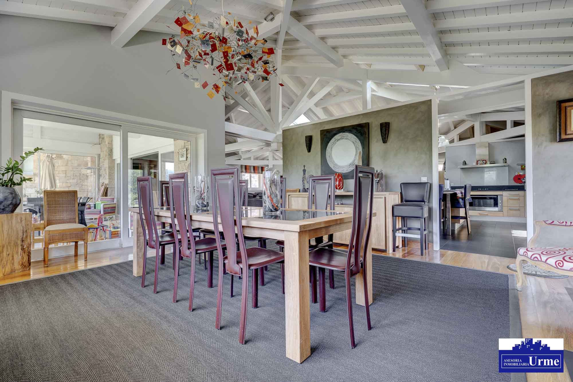 En Urrugne Espectacular villa individual con piscina climatizada y vistas panorámicas a las montañas. A pocos minutos de la frontera.Un sueño hecho realidad! En Urrugne Espectacular villa individual con piscina climatizada y vistas panorámicas a las montañas. A pocos minutos de la frontera.Un sueño hecho realidad!