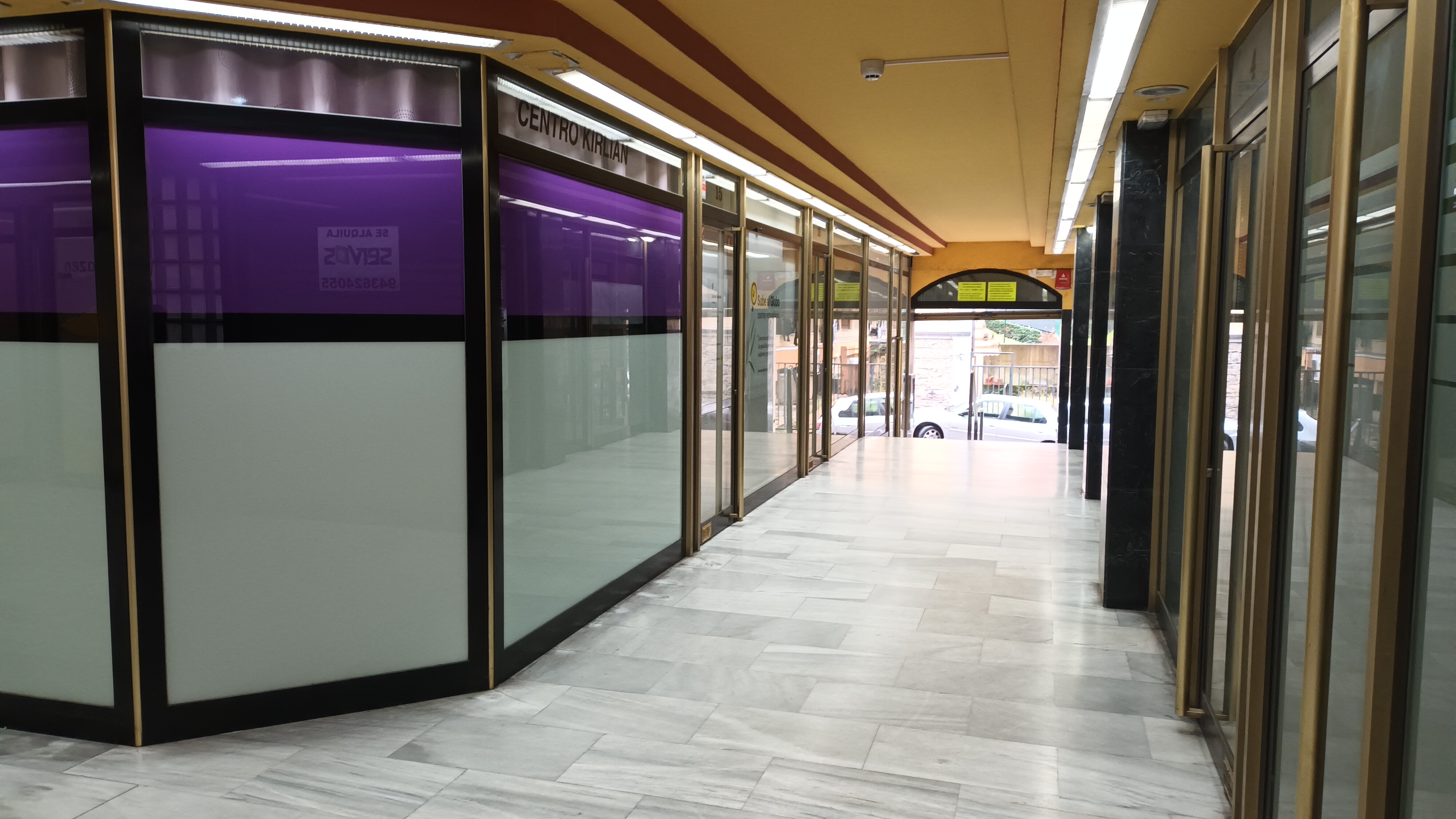 En las galerías comerciales 