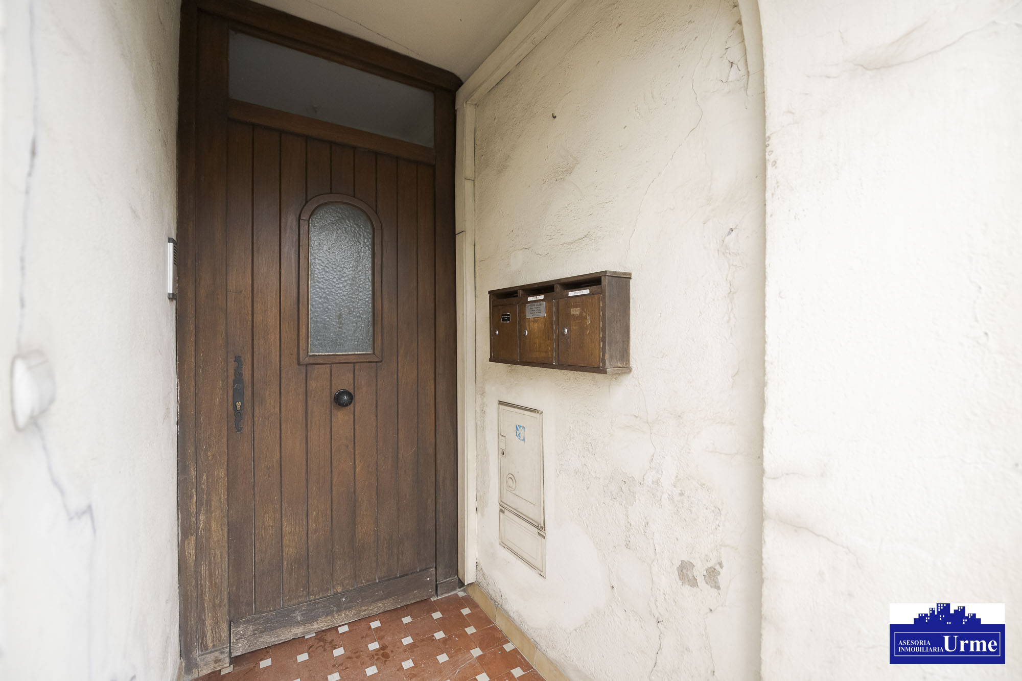 En Biriatou a posos pasos de la frontera de Behobia, vivienda en una 2º y ultima planta, con encanto y a un precio correcto!!