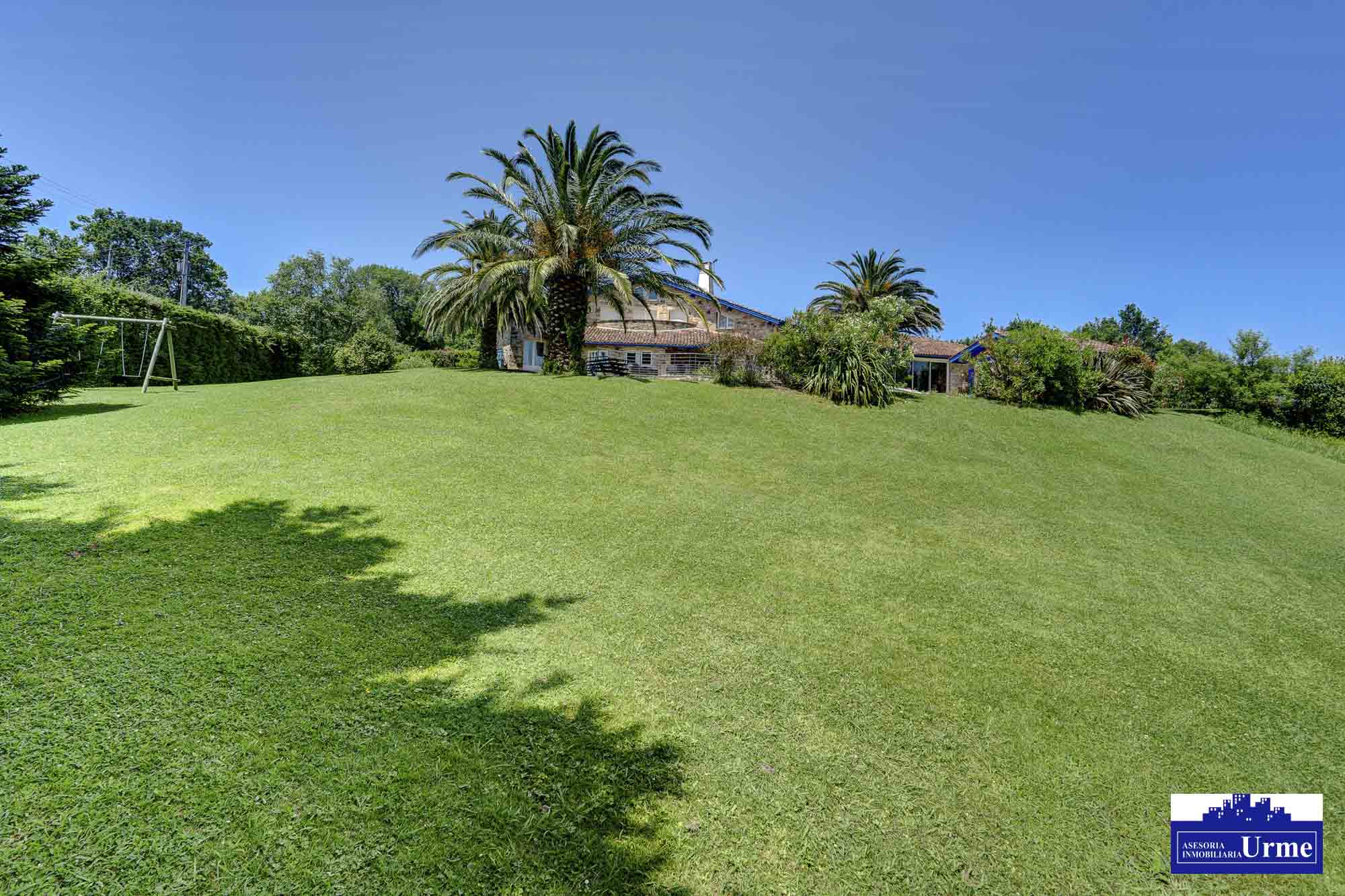 En Urrugne Espectacular villa individual con piscina climatizada y vistas panorámicas a las montañas. A pocos minutos de la frontera.Un sueño hecho realidad! En Urrugne Espectacular villa individual con piscina climatizada y vistas panorámicas a las montañas. A pocos minutos de la frontera.Un sueño hecho realidad!