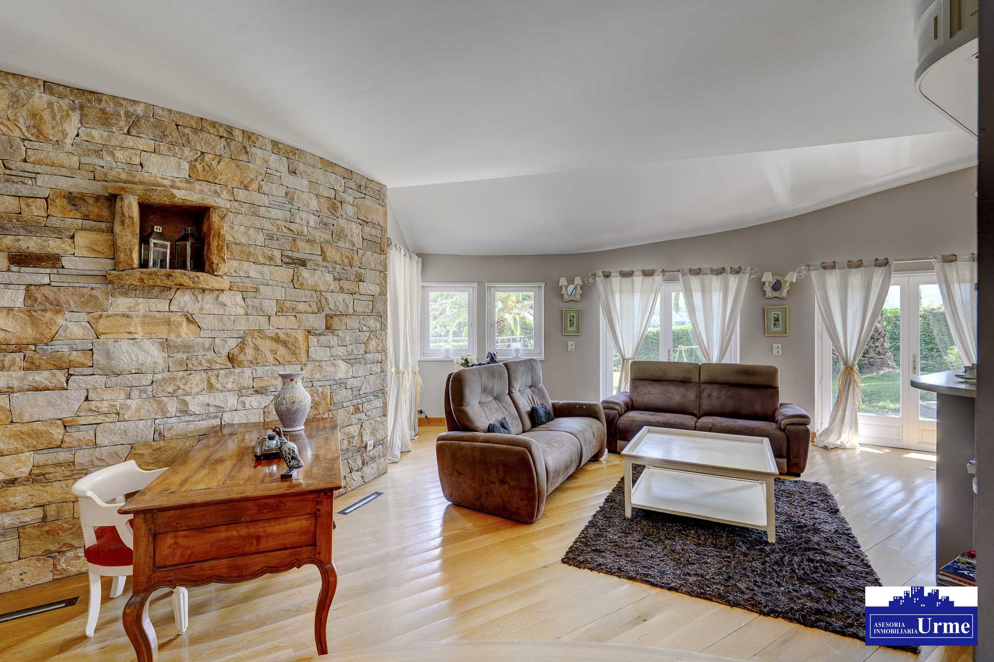 En Urrugne Espectacular villa individual con piscina climatizada y vistas panorámicas a las montañas. A pocos minutos de la frontera.Un sueño hecho realidad! En Urrugne Espectacular villa individual con piscina climatizada y vistas panorámicas a las montañas. A pocos minutos de la frontera.Un sueño hecho realidad!