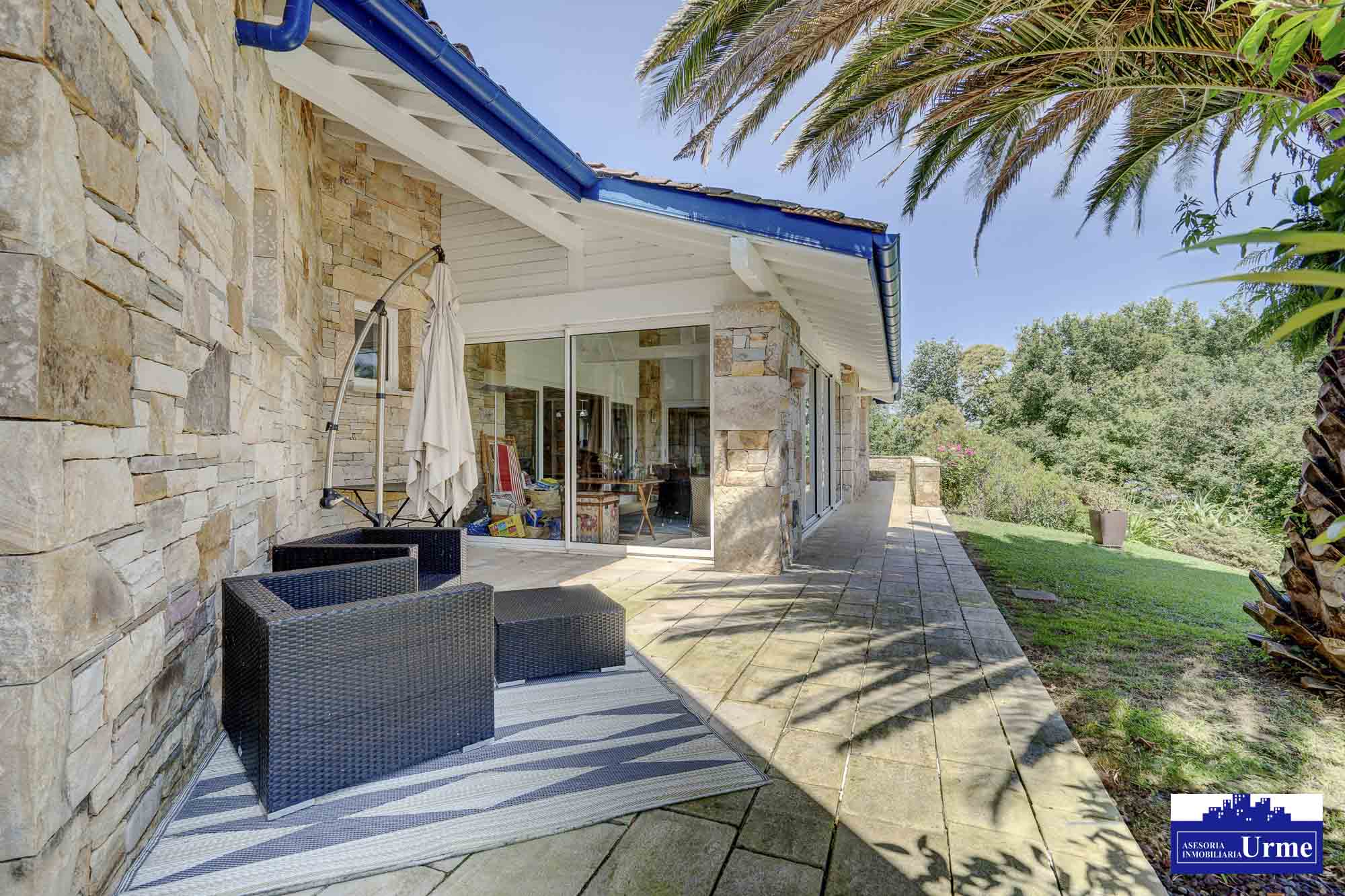 En Urrugne Espectacular villa individual con piscina climatizada y vistas panorámicas a las montañas. A pocos minutos de la frontera.Un sueño hecho realidad! En Urrugne Espectacular villa individual con piscina climatizada y vistas panorámicas a las montañas. A pocos minutos de la frontera.Un sueño hecho realidad!