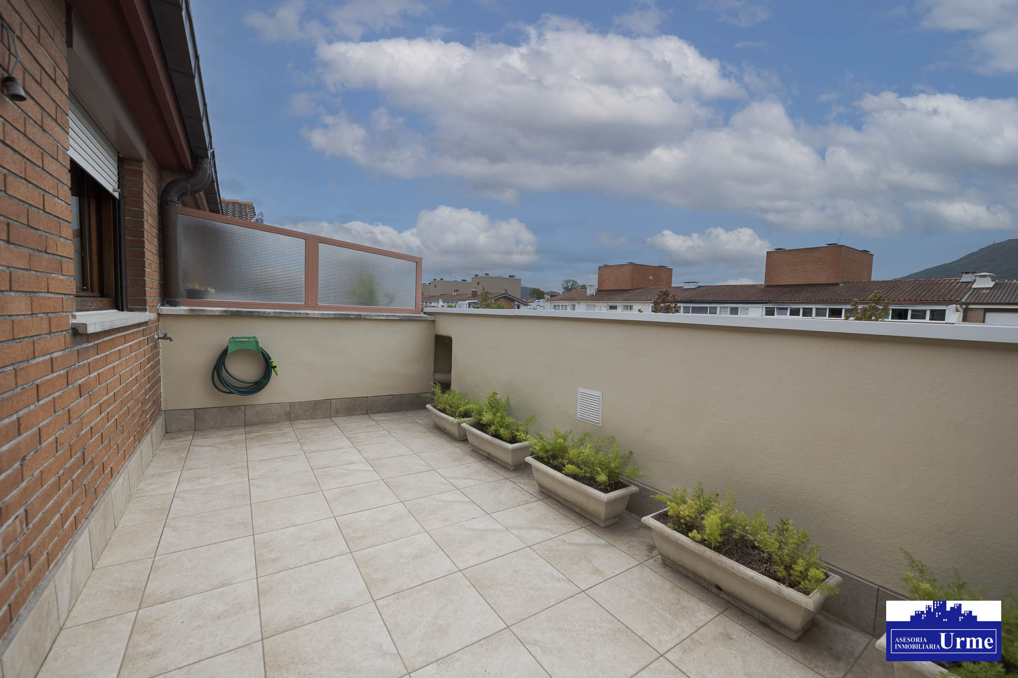 Duplex en Puiana, 116m2 utiles. Tres terrazas estupendas!! salon majo, cocina equipada y dos baños.Tu zona ideal para vivir!!Informate
