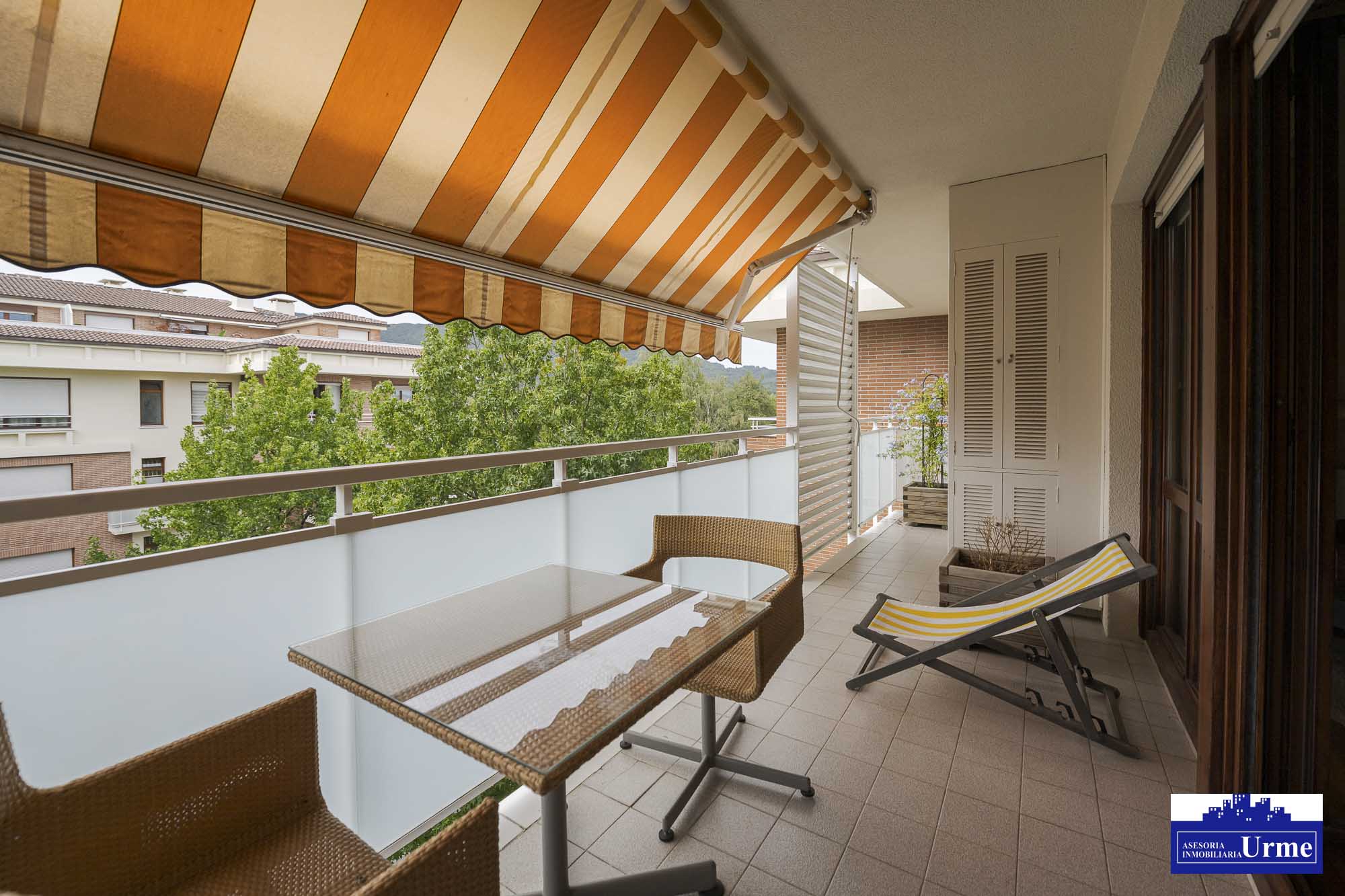 Duplex en Puiana, 116m2 utiles. Tres terrazas estupendas!! salon majo, cocina equipada y dos baños.Tu zona ideal para vivir!!Informate