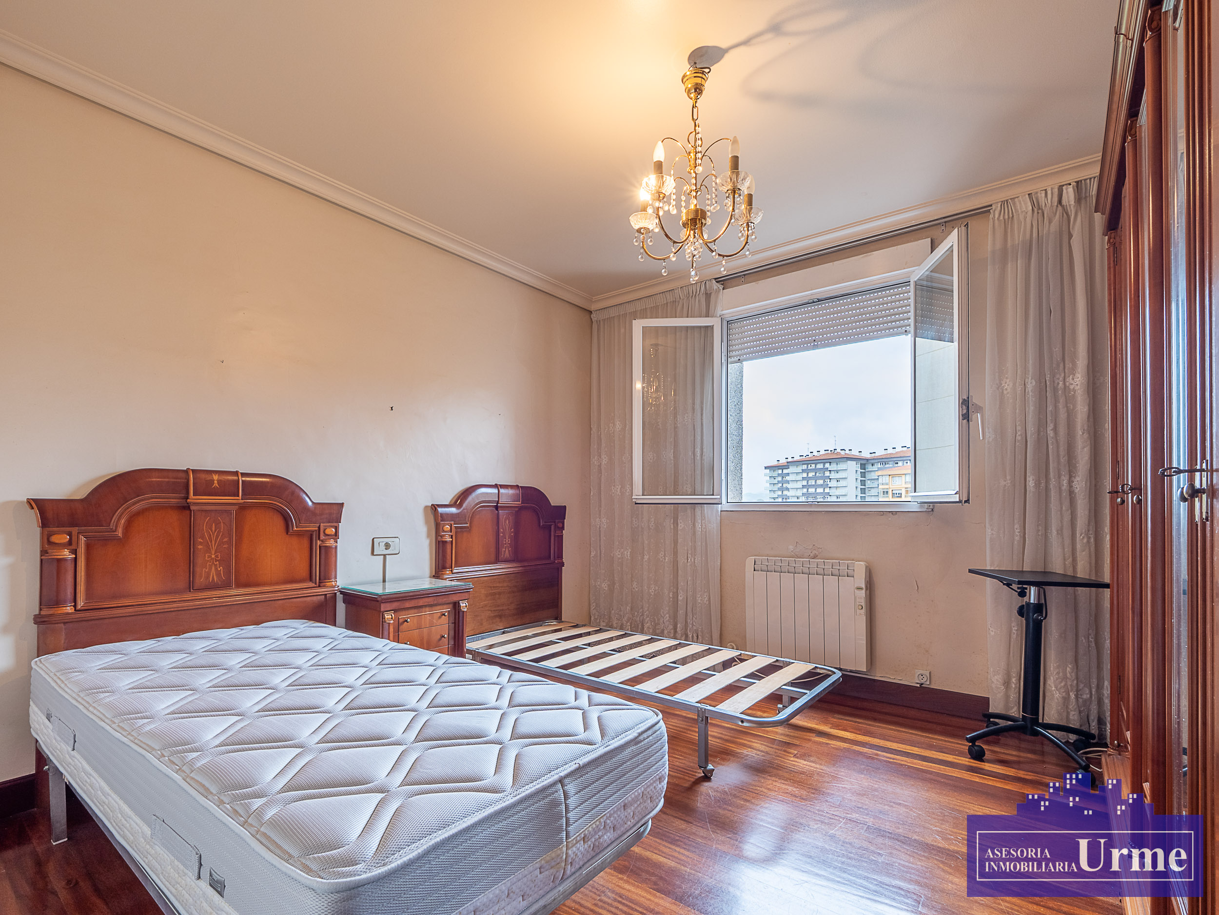 La comodidad de vivir en el centro! 90m2 + balcón, 3 habitaciones, salon, cocina, baño completo mas aseo con lavabo. Informate! La comodidad de vivir en el centro! 90m2 + balcón, 3 habitaciones, salon, cocina, baño completo mas aseo con lavabo. Informate!
