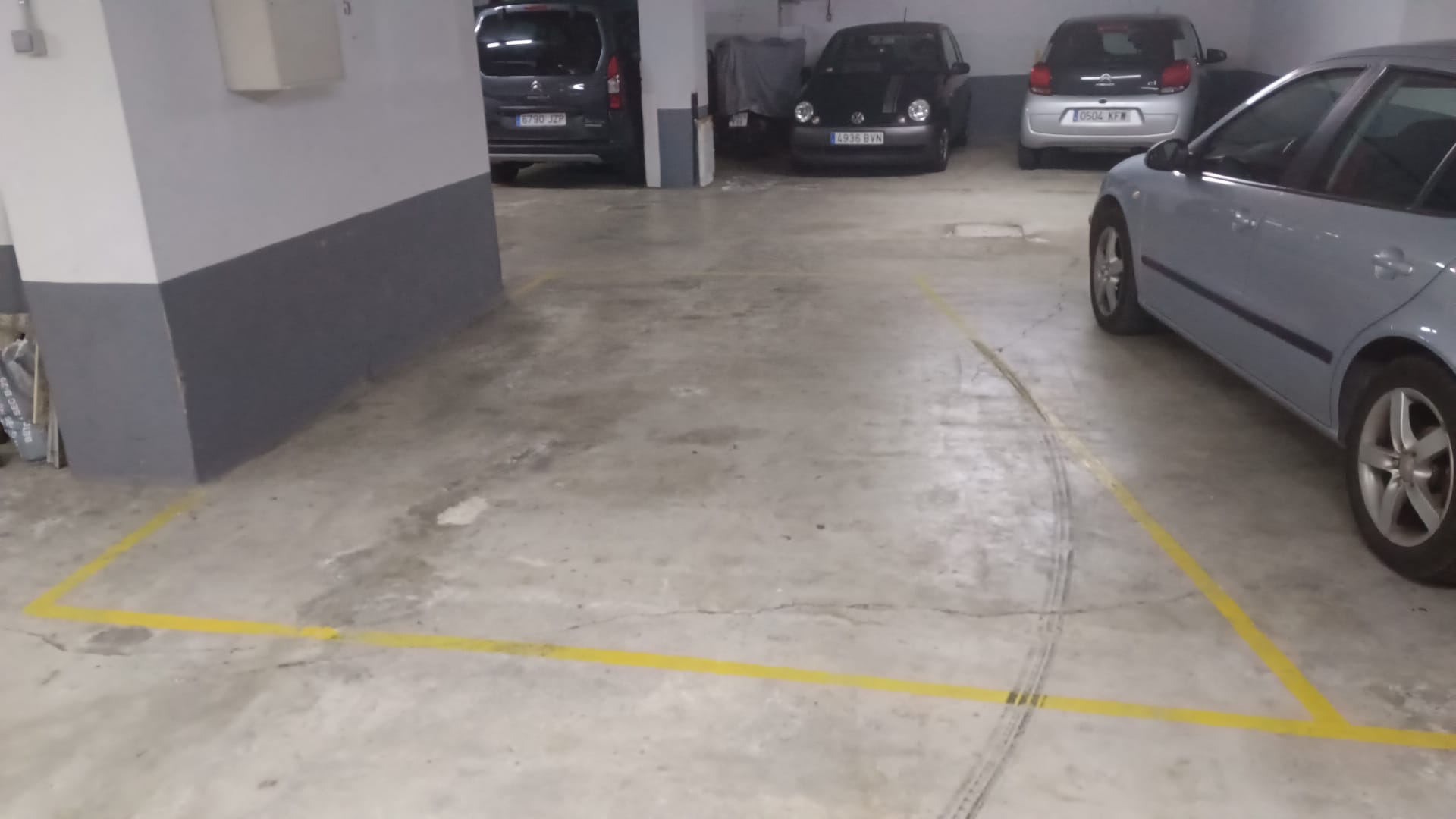 Plaza de parking cubierta en Belaskoenea. Informate