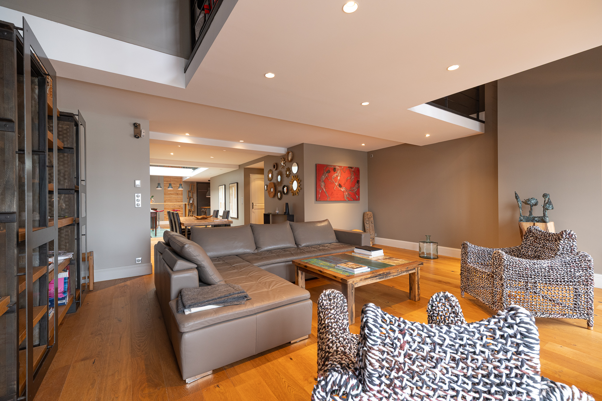 Dúplex frente al puerto de Ciboure en una de las zonas mas autenticas! 150m2 de ensueño!!Producto atípico muy especial.