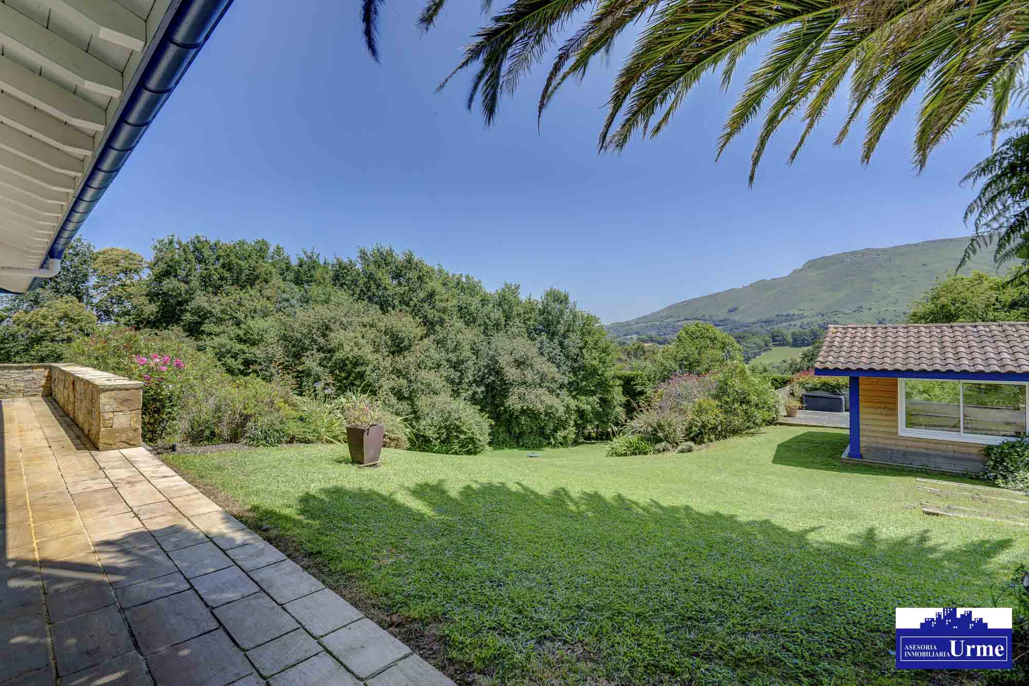 En Urrugne Espectacular villa individual con piscina climatizada y vistas panorámicas a las montañas. A pocos minutos de la frontera.Un sueño hecho realidad! En Urrugne Espectacular villa individual con piscina climatizada y vistas panorámicas a las montañas. A pocos minutos de la frontera.Un sueño hecho realidad!