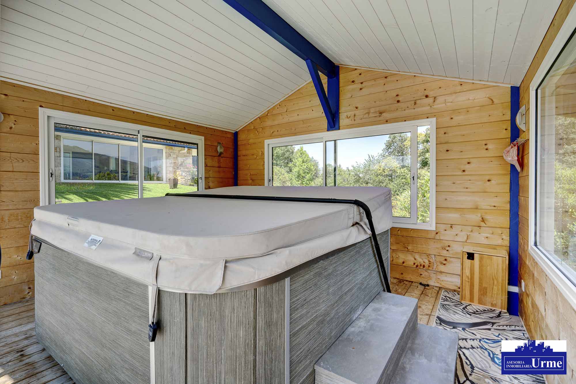 En Urrugne Espectacular villa individual con piscina climatizada y vistas panorámicas a las montañas. A pocos minutos de la frontera.Un sueño hecho realidad! En Urrugne Espectacular villa individual con piscina climatizada y vistas panorámicas a las montañas. A pocos minutos de la frontera.Un sueño hecho realidad!