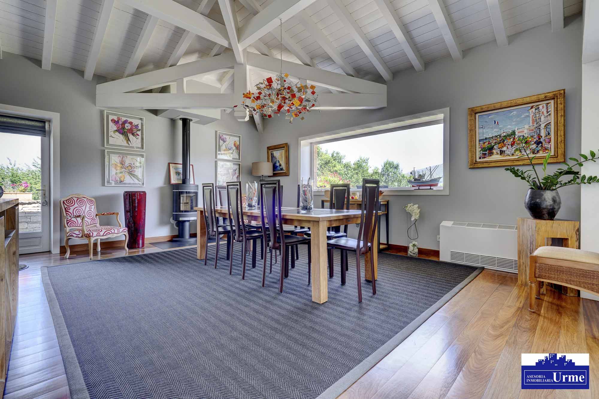 En Urrugne Espectacular villa individual con piscina climatizada y vistas panorámicas a las montañas. A pocos minutos de la frontera.Un sueño hecho realidad! En Urrugne Espectacular villa individual con piscina climatizada y vistas panorámicas a las montañas. A pocos minutos de la frontera.Un sueño hecho realidad!