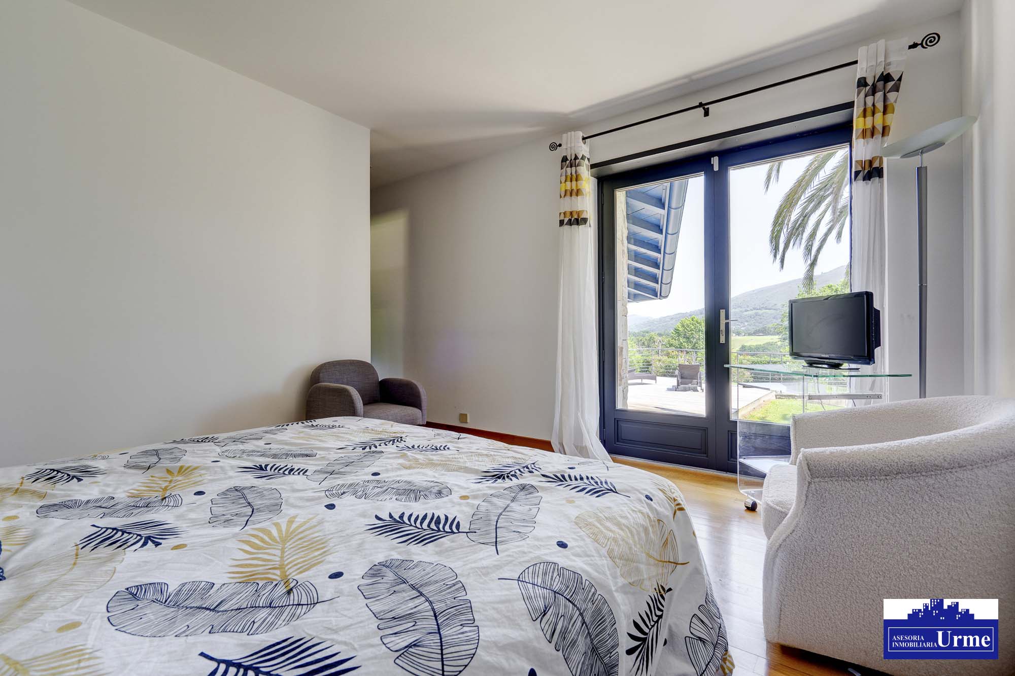 En Urrugne Espectacular villa individual con piscina climatizada y vistas panorámicas a las montañas. A pocos minutos de la frontera.Un sueño hecho realidad! En Urrugne Espectacular villa individual con piscina climatizada y vistas panorámicas a las montañas. A pocos minutos de la frontera.Un sueño hecho realidad!