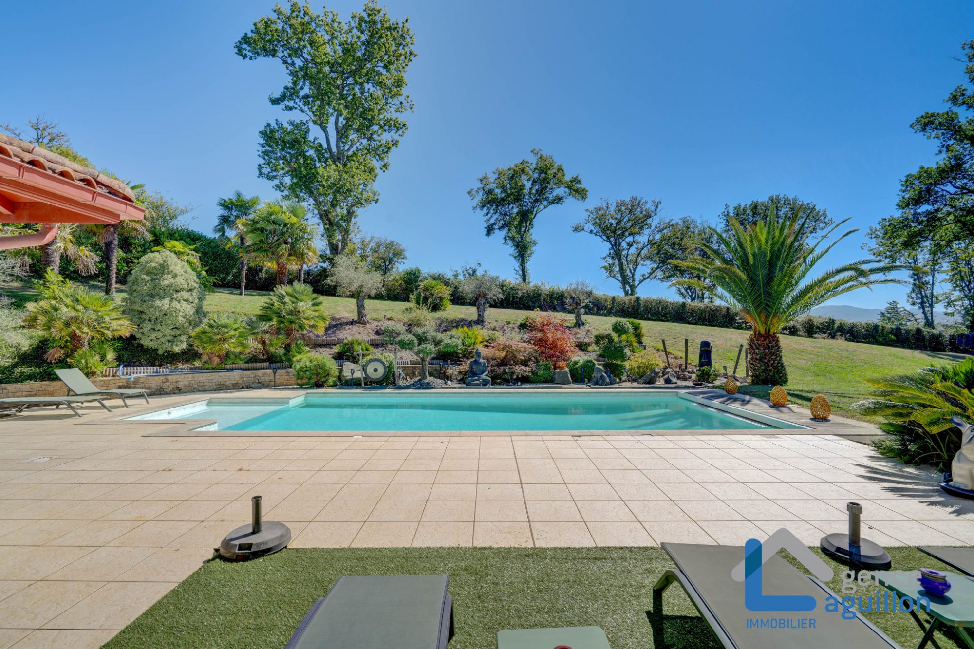 Villa de ensueño con piscina climatizada. Ubicación espectacular!!!!en San Juan de Luz zona Chantaco. Villa de ensueño con piscina climatizada. Ubicación espectacular!!!!en San Juan de Luz zona Chantaco.