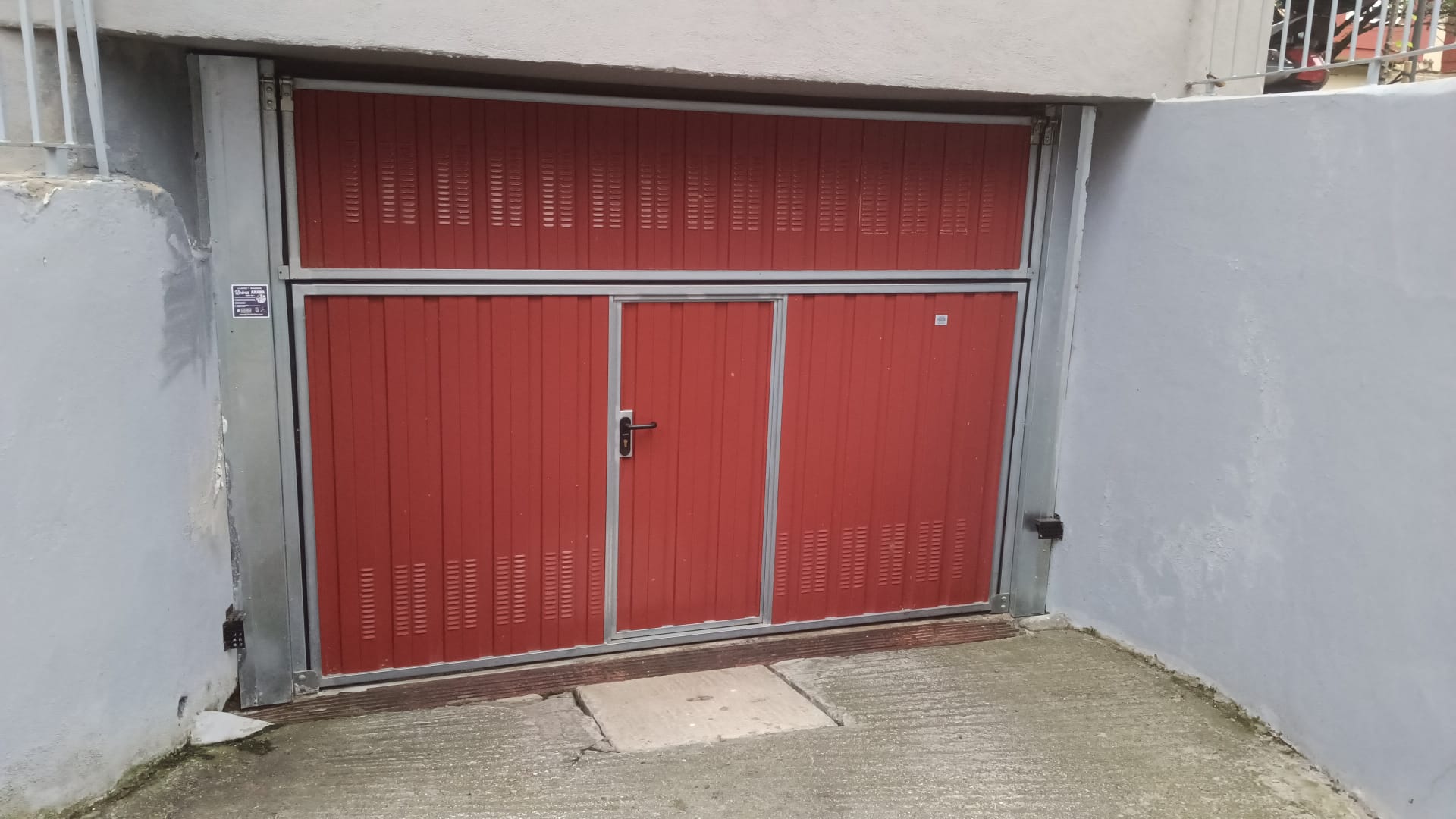 Plaza de parking cubierta en Belaskoenea. Informate