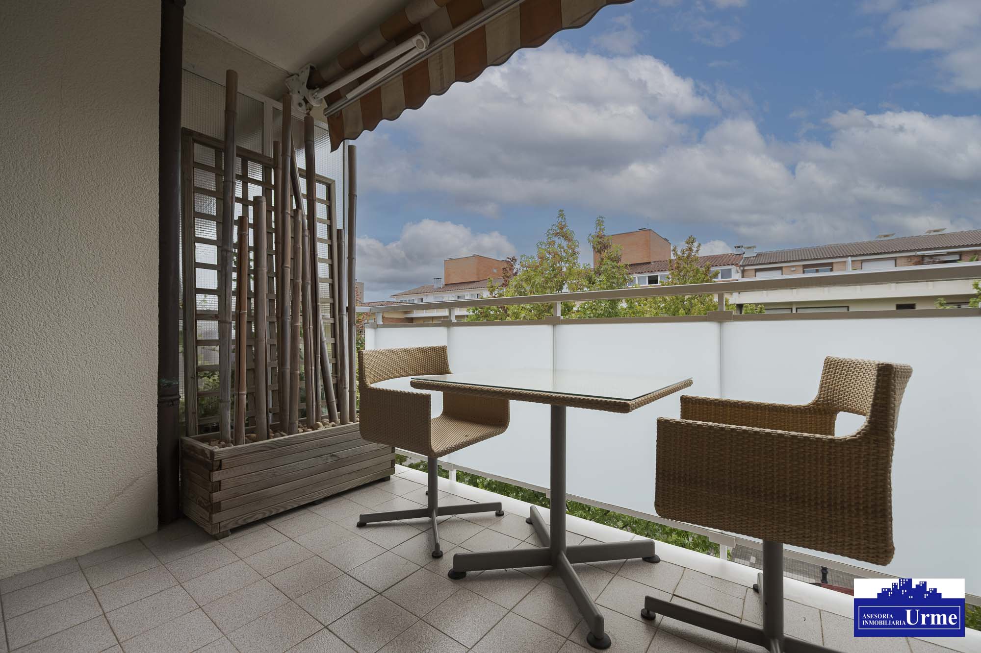 Duplex en Puiana, 116m2 utiles. Tres terrazas estupendas!! salon majo, cocina equipada y dos baños.Tu zona ideal para vivir!!Informate