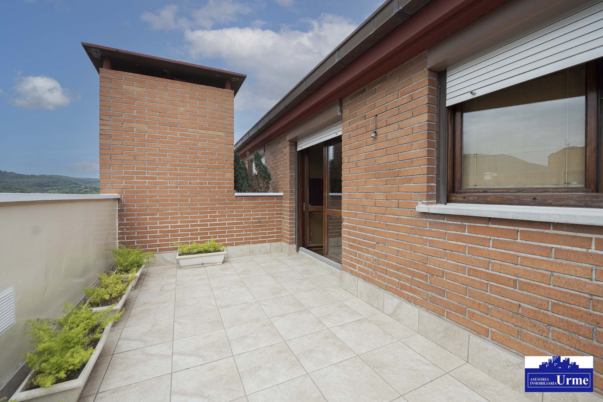 Duplex en Puiana, 116m2 utiles. Tres terrazas estupendas!! salon majo, cocina equipada y dos baños.Tu zona ideal para vivir!!Informate