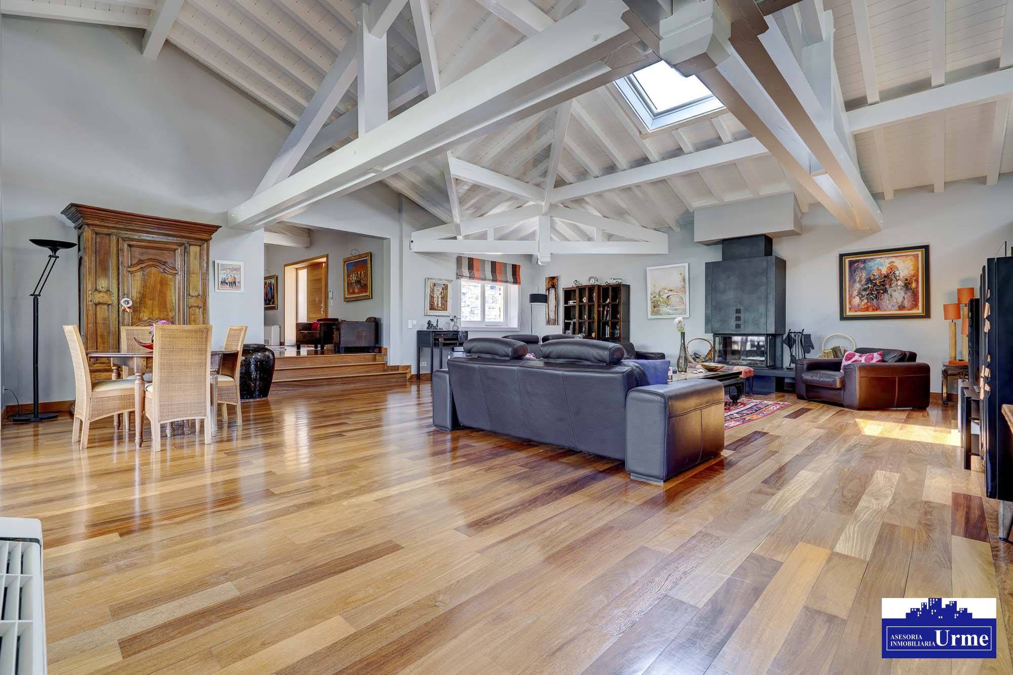 En Urrugne Espectacular villa individual con piscina climatizada y vistas panorámicas a las montañas. A pocos minutos de la frontera.Un sueño hecho realidad! En Urrugne Espectacular villa individual con piscina climatizada y vistas panorámicas a las montañas. A pocos minutos de la frontera.Un sueño hecho realidad!