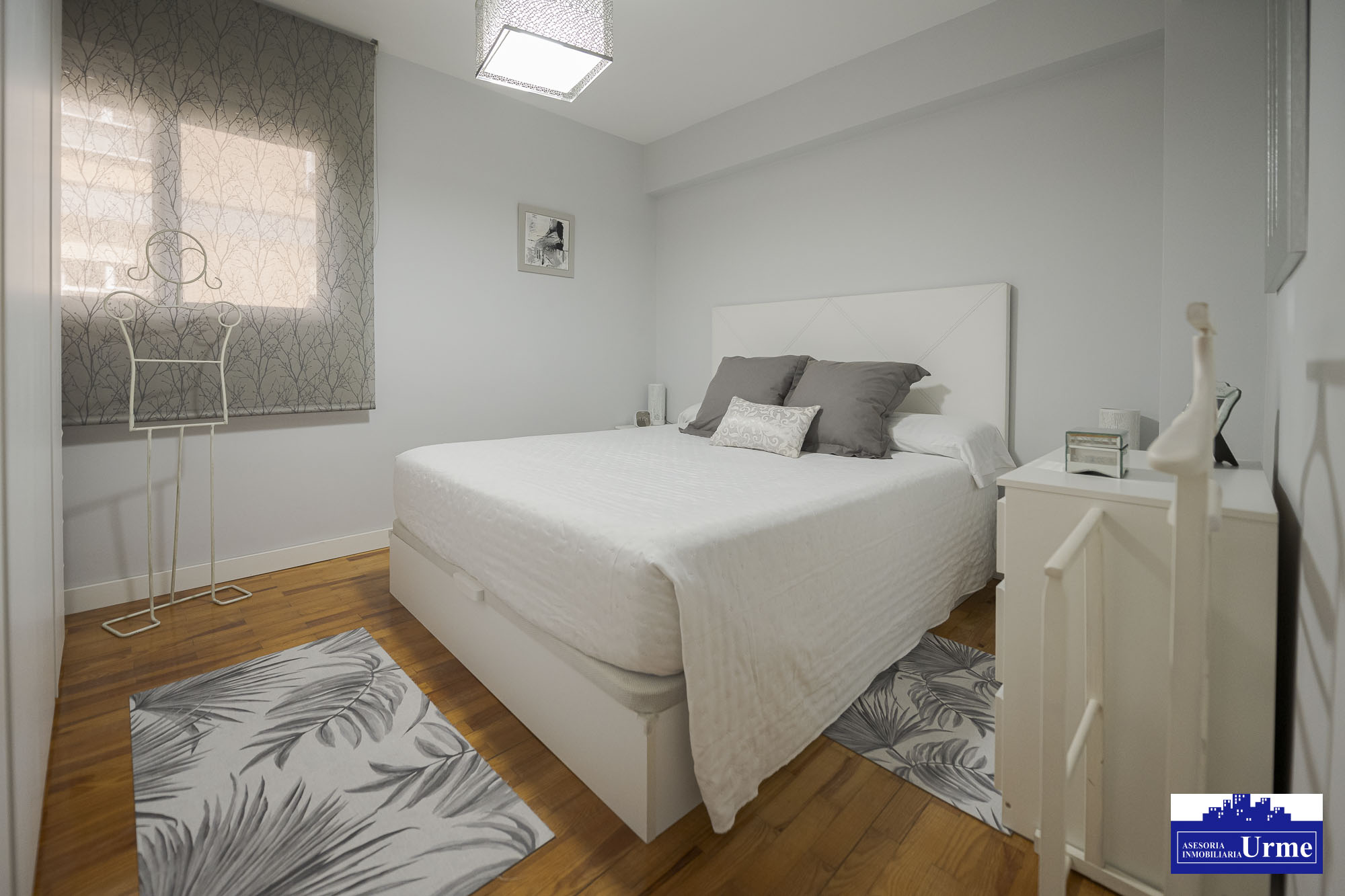 Vivienda amueblada, comoda y funcional, en zona tranquila, proximidad bus, polideportivo, comercio. 76m2+balcon, para entrar a vivir!!!