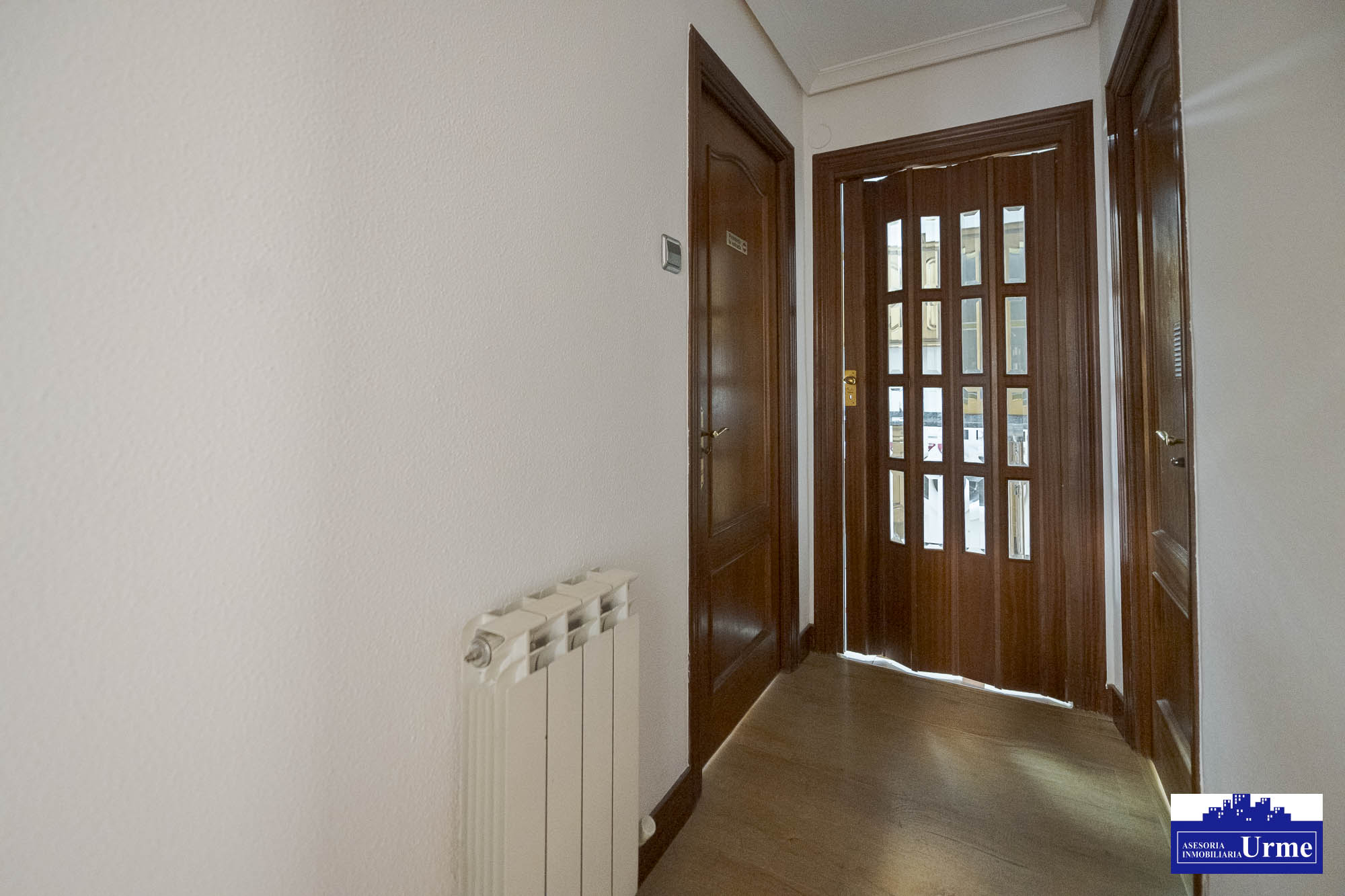 Vivienda centrica con Vistas despejadas y junto al ayuntamiento.78m2, 3 habitaciones, salon cocina, baño + aseo independiente. Informate. Vivienda centrica con Vistas despejadas y junto al ayuntamiento.78m2, 3 habitaciones, salon cocina, baño + aseo independiente. Informate.