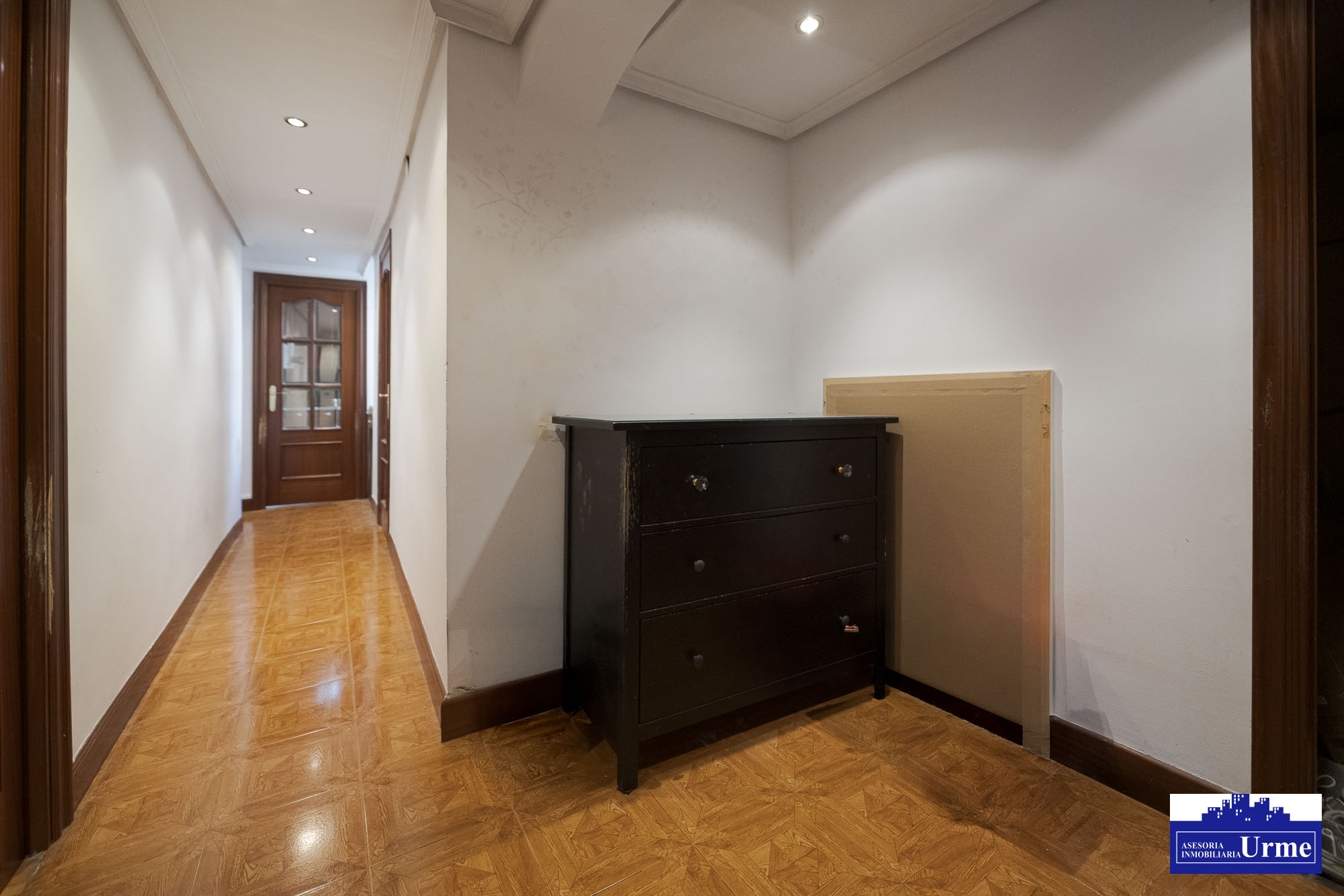 Zona estacion vivienda de 77m2 útiles.4º sin ascensor,exterior.4 Balconcitos.Informate!! Zona estacion vivienda de 77m2 útiles.4º sin ascensor,exterior.4 Balconcitos.Informate!!