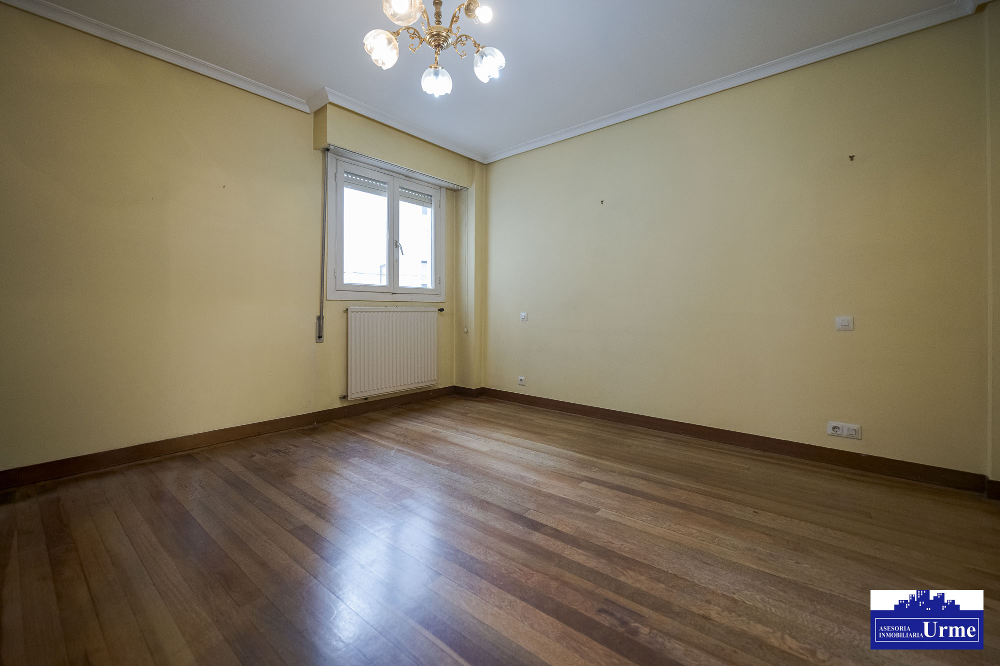 En Behobia vivienda amplia de 102m2 utiles, ubicada en una 2º planta con ascensor.3 Habitaciones, 2 baños, salon de 25m2, cocina equipada, balcon cerrado. Informate!! En Behobia vivienda amplia de 102m2 utiles, ubicada en una 2º planta con ascensor.3 Habitaciones, 2 baños, salon de 25m2, cocina equipada, balcon cerrado. Informate!!