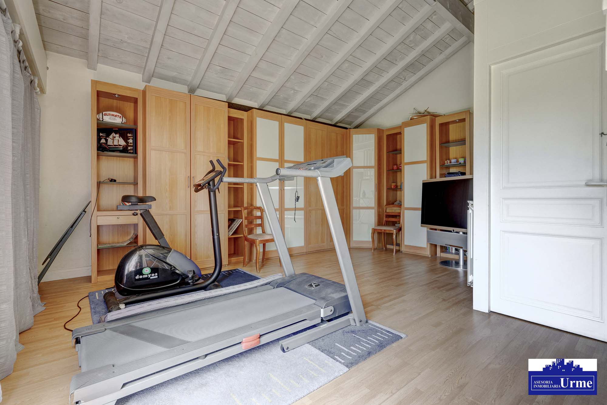 En Urrugne Espectacular villa individual con piscina climatizada y vistas panorámicas a las montañas. A pocos minutos de la frontera.Un sueño hecho realidad! En Urrugne Espectacular villa individual con piscina climatizada y vistas panorámicas a las montañas. A pocos minutos de la frontera.Un sueño hecho realidad!