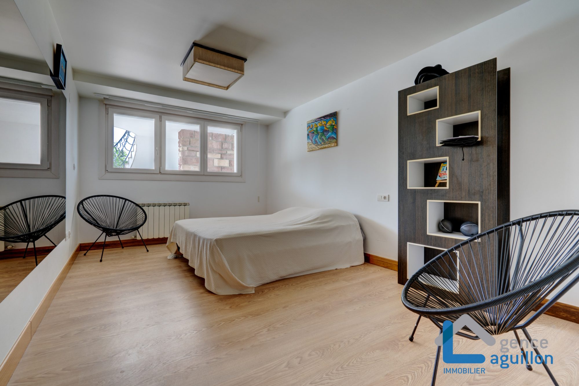 IMPRESIONANTES vistas a Fuenterrabia y bahia de Txingudy!Villa individual con piscina climatizada en parcela de 1810m2.Tes sorprendera!!! 