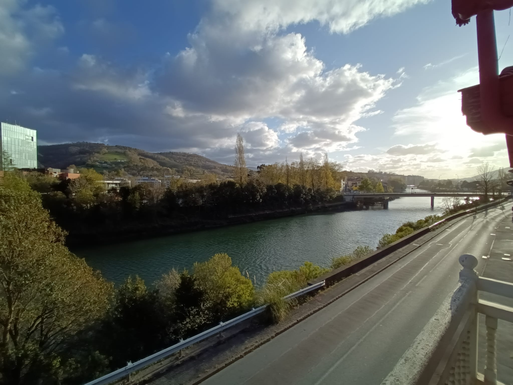 En Biriatou a posos pasos de la frontera de Behobia, vivienda en una 2º y ultima planta, con encanto y a un precio correcto!!