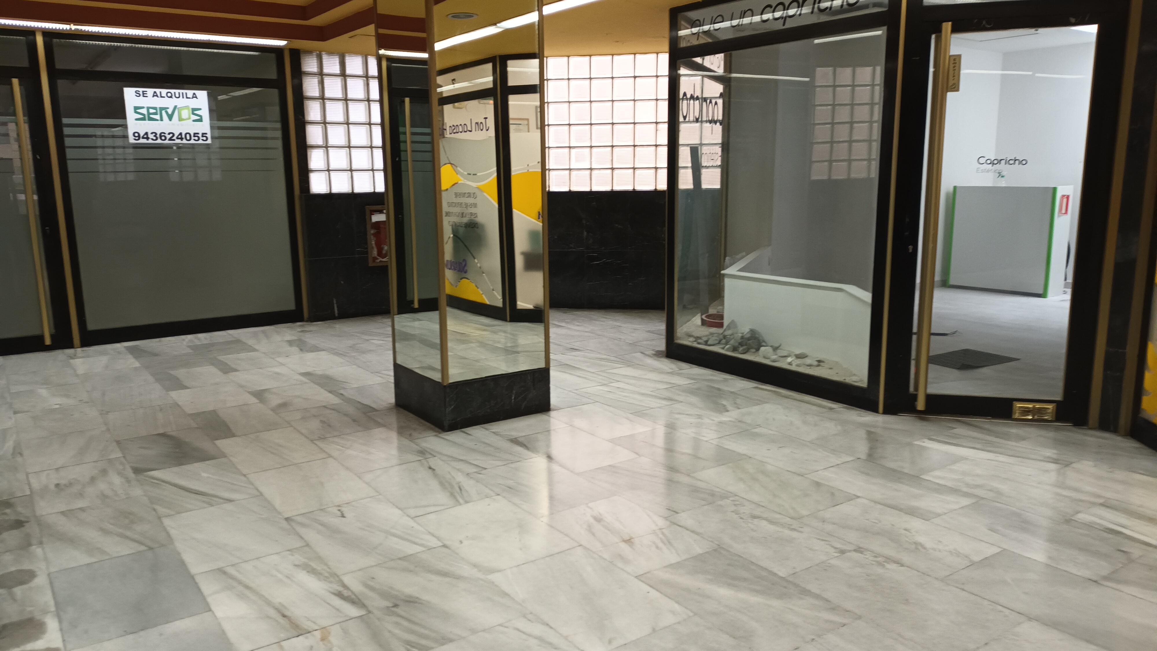 En las galerías comerciales 