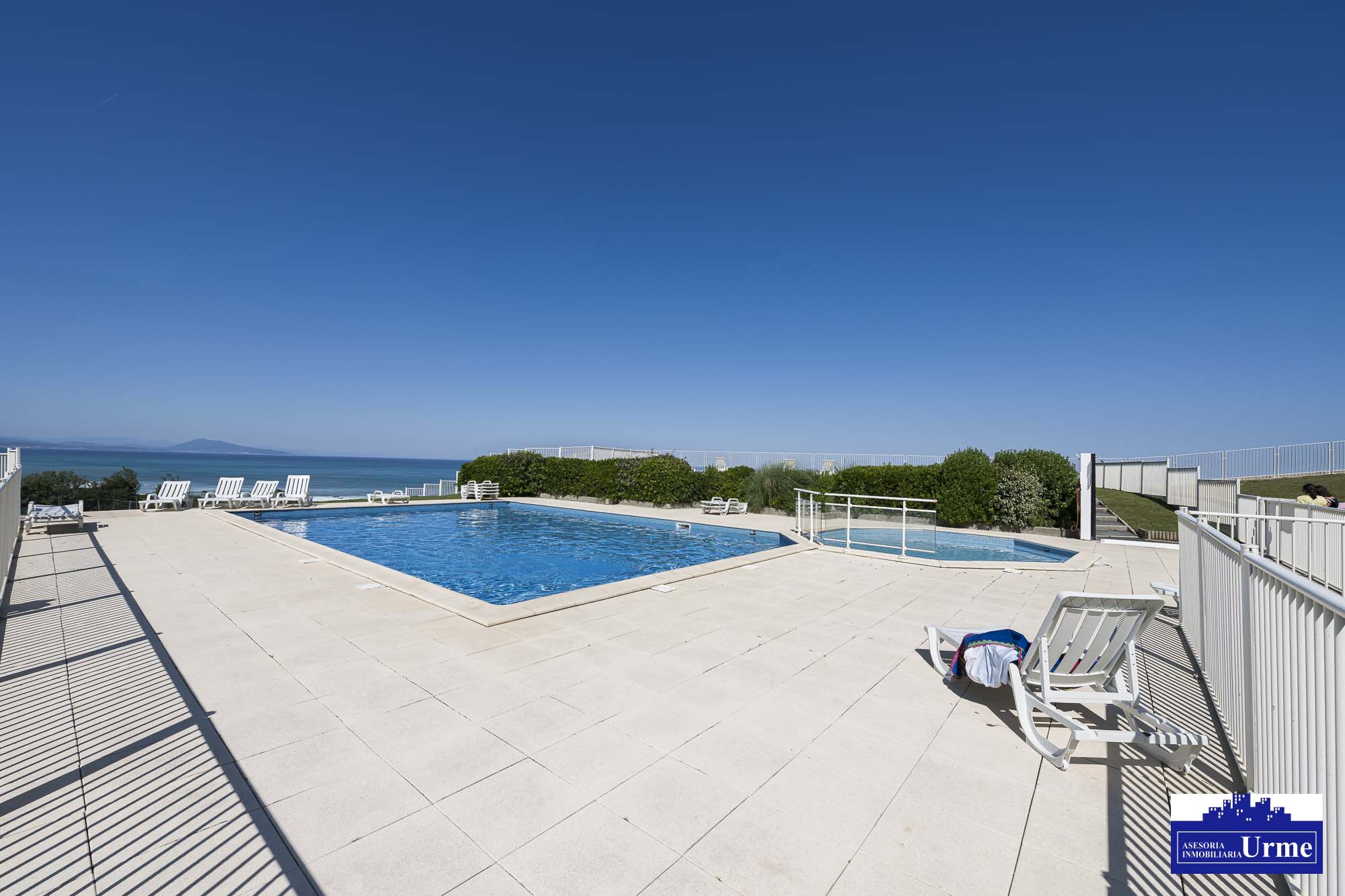 En Biarritz, en urbanizacion privada de standing con increibles vistas al oceano, duplex de 50m2+terraza con acceso directo a la playa! Piscina, tenis, minigolf!! En Biarritz, en urbanizacion privada de standing con increibles vistas al oceano, duplex de 50m2+terraza con acceso directo a la playa! Piscina, tenis, minigolf!!
