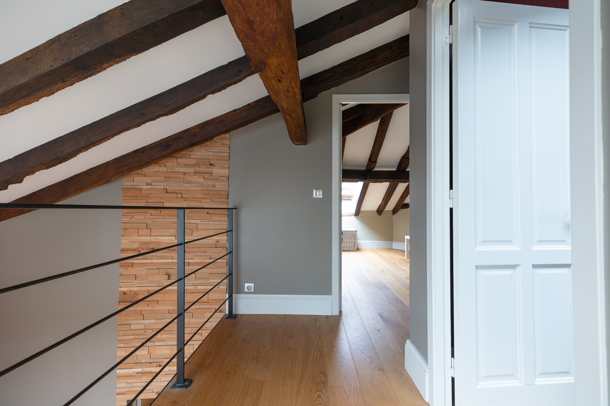 Dúplex frente al puerto de Ciboure en una de las zonas mas autenticas! 150m2 de ensueño!!Producto atípico muy especial.