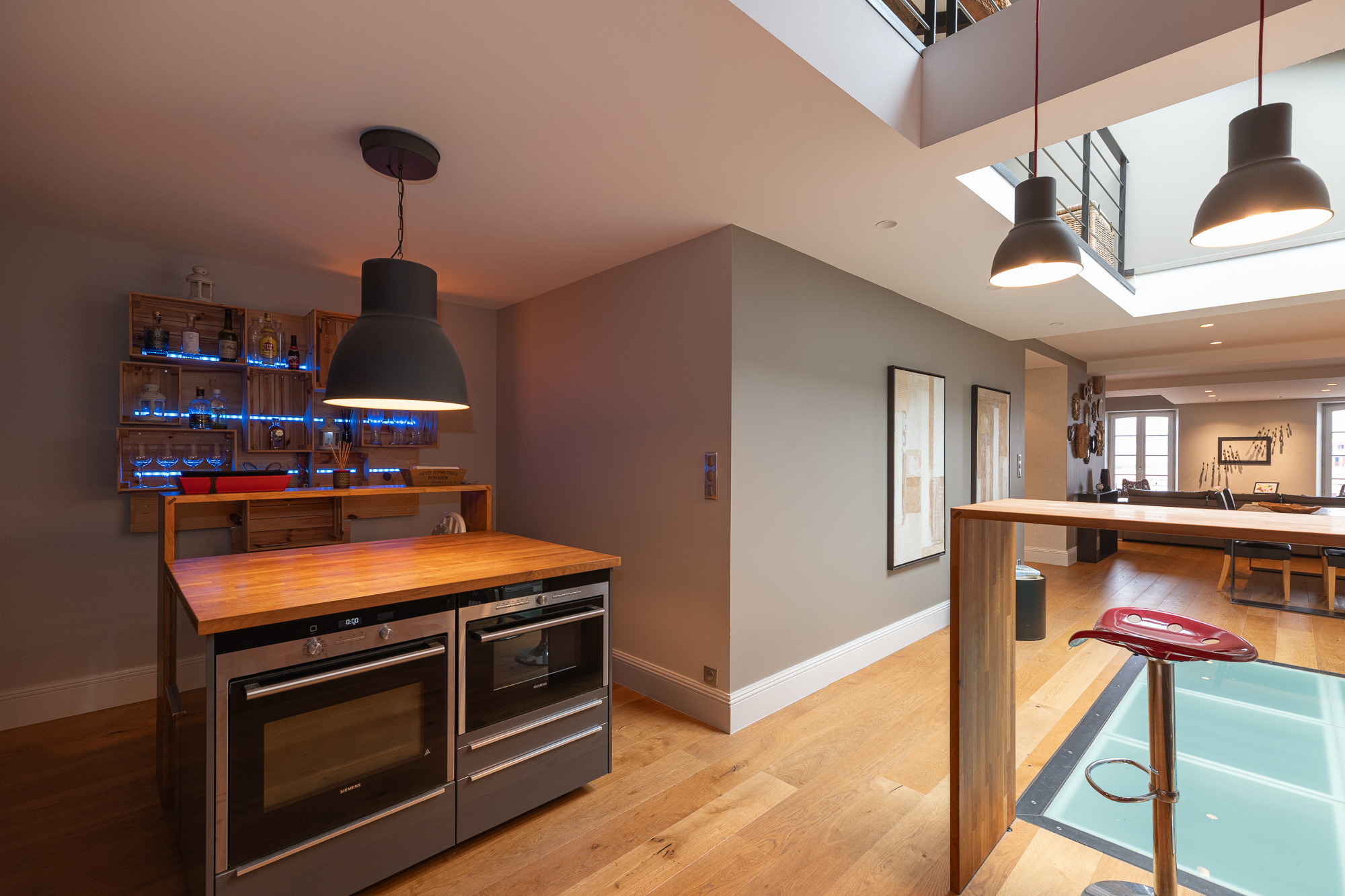 Dúplex frente al puerto de Ciboure en una de las zonas mas autenticas! 150m2 de ensueño!!Producto atípico muy especial.