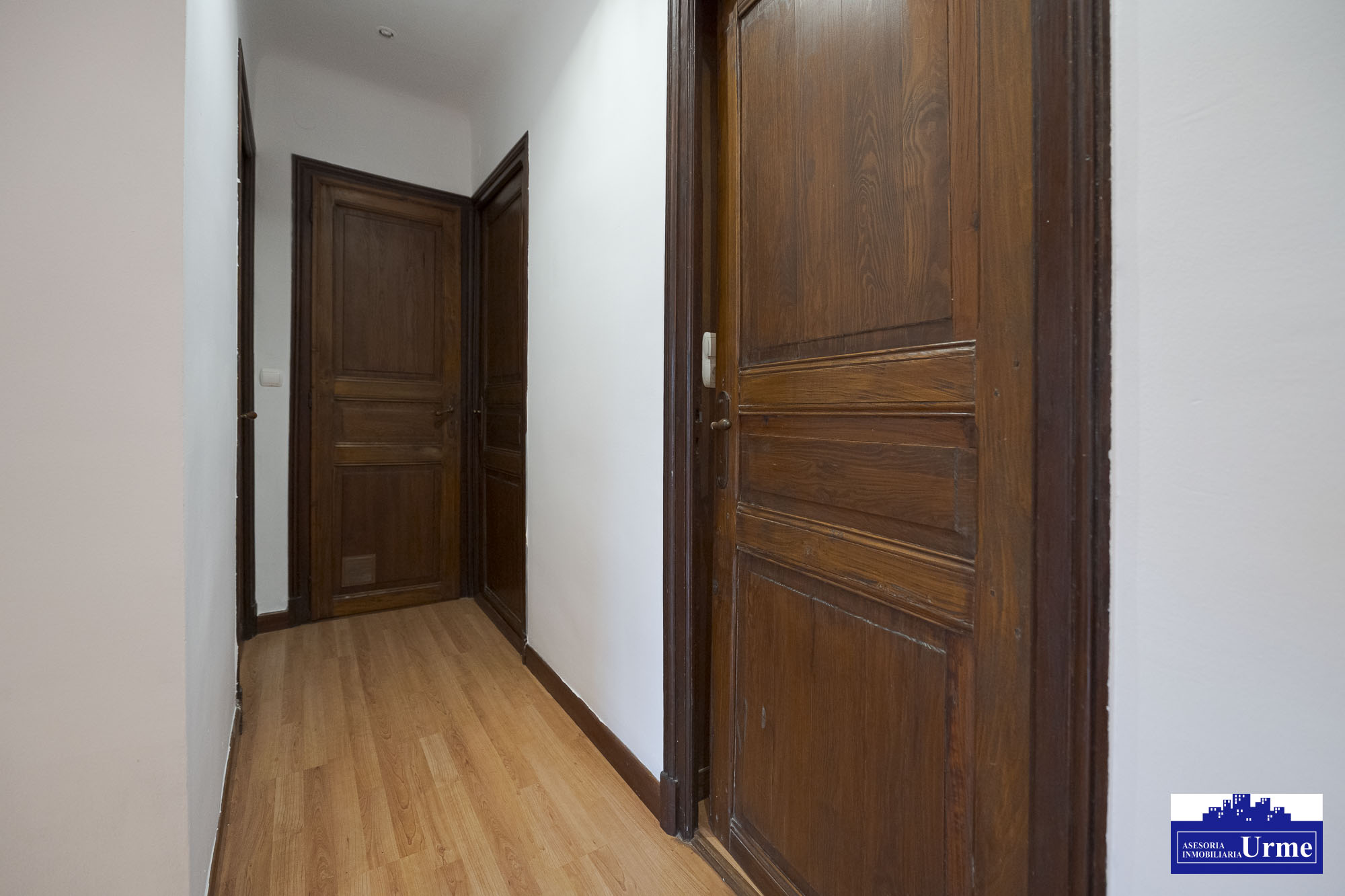 En Biriatou a posos pasos de la frontera de Behobia, vivienda en una 2º y ultima planta, con encanto y a un precio correcto!!