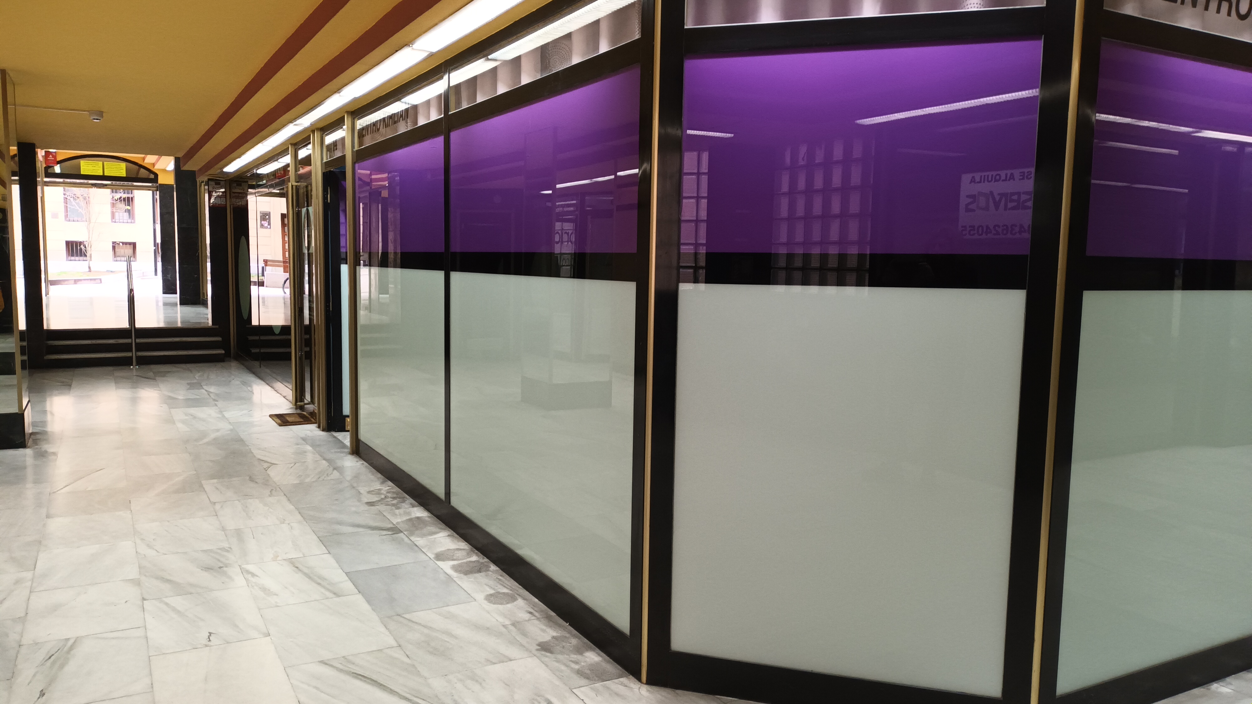 En las galerías comerciales 