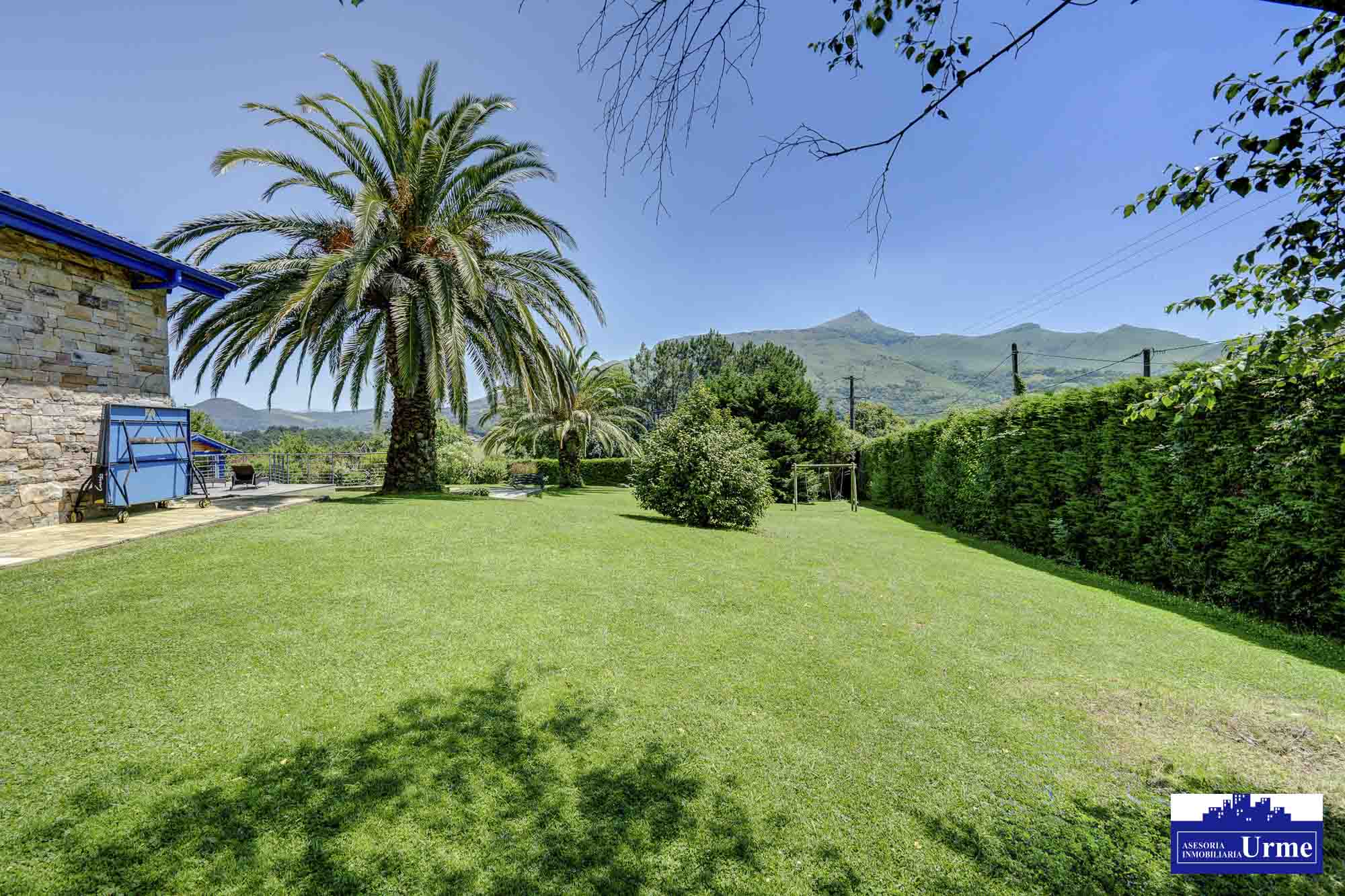 En Urrugne Espectacular villa individual con piscina climatizada y vistas panorámicas a las montañas. A pocos minutos de la frontera.Un sueño hecho realidad! En Urrugne Espectacular villa individual con piscina climatizada y vistas panorámicas a las montañas. A pocos minutos de la frontera.Un sueño hecho realidad!