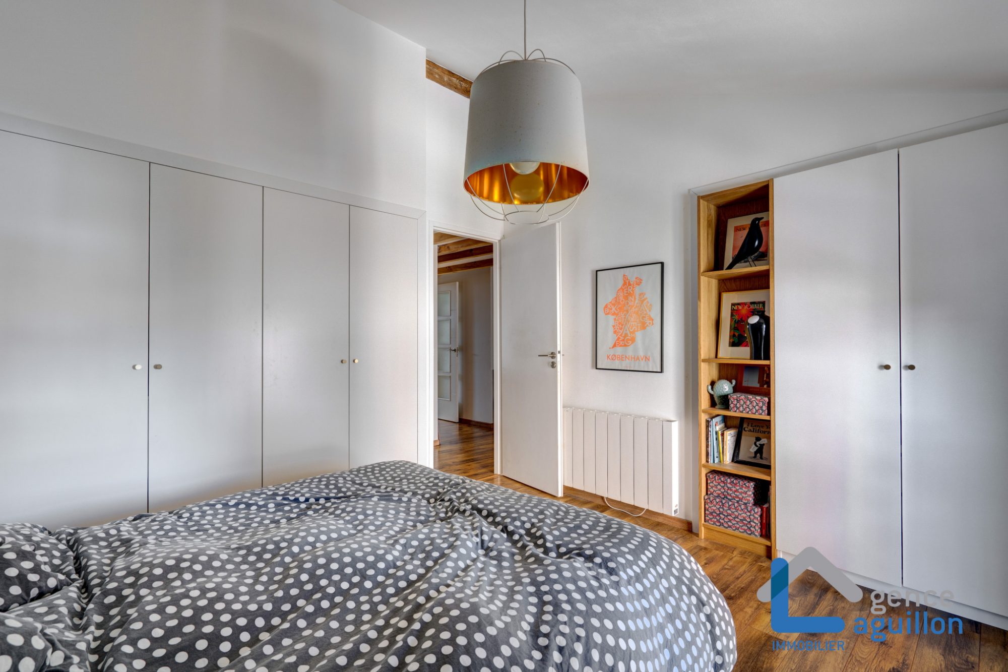 En Puerto Kaneta, a tan solo 100metros de la Bahia, duplex de 126m2, estilo moderno y rustico, vigas aparentes, piedra y mucha luz natural. Te encantara!!!! En Puerto Kaneta, a tan solo 100metros de la Bahia, duplex de 126m2, estilo moderno y rustico, vigas aparentes, piedra y mucha luz natural. Te encantara!!!!